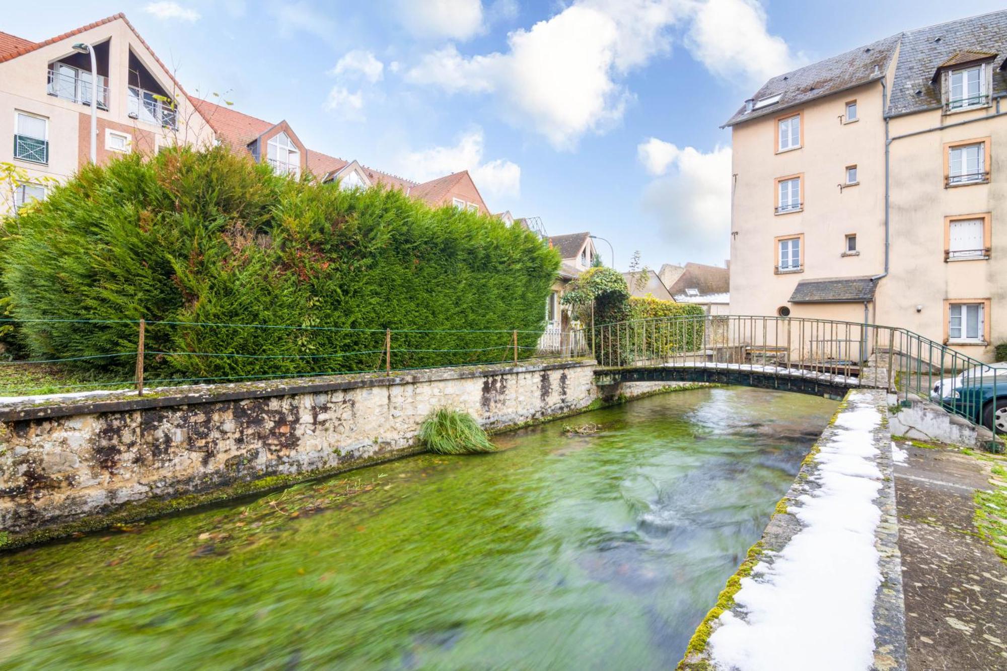 Studio Chaleureux A Etampes, France Zewnętrze zdjęcie